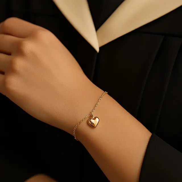 Model Gelang Emas Simpel Terbaru untuk Wisuda