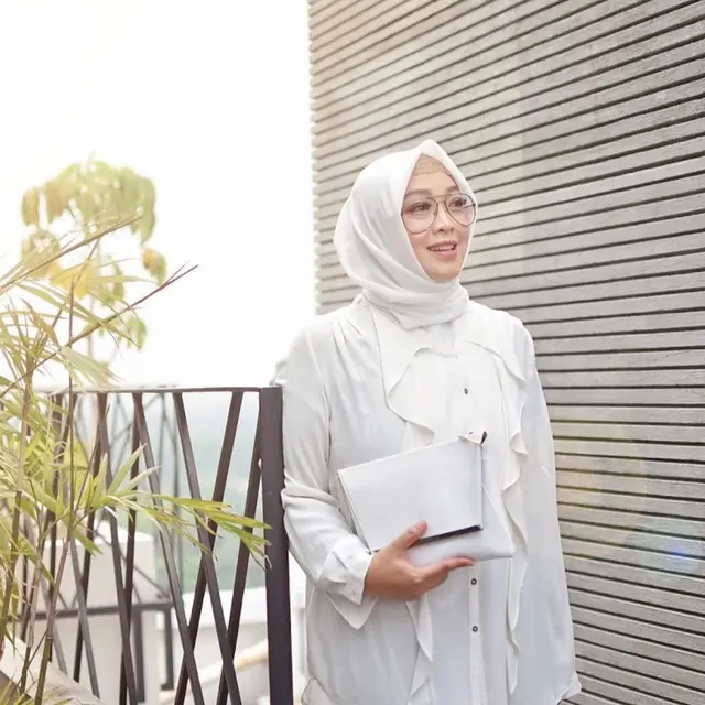 7 Potret Terbaru Rina Gunawan, Sukses Turunkan Berat Badan Hingga 30 Kg