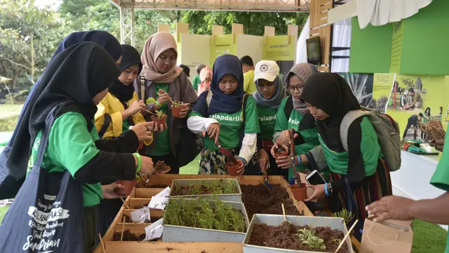 Darling Squad Definisi Social Movement Kaum Muda yang Lagi Tren