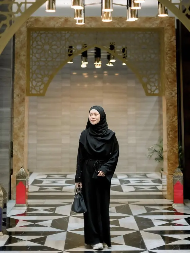 Inspirasi Baju Lebaran Lesti Kejora, credit: Instagram (@lestykejora)