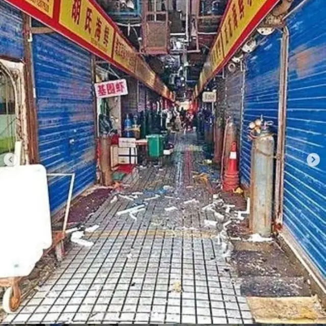 Pasar Makanan Laut Huanan, Wuhan, ditutup karena diyakini sebagai awal tersebarnya virus corona