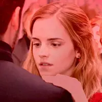 Jadi trending topic di Twitter, tagar kawinan mantan jadi bukti kalau banyak orang yang masih belum bisa 'move on' dari mantannya! Kamu?