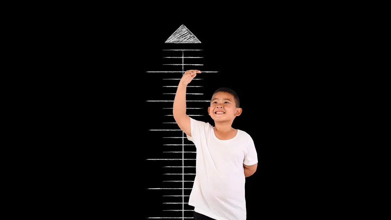 Cara Menghitung Perkiraan Tinggi Anak Berdasarkan Potensi Genetik Orangtua (photo by freepik.com)