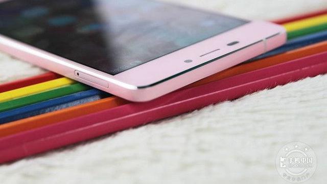 smartphone tertipis