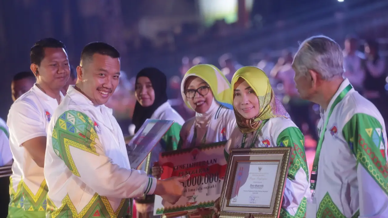 Menpora Berikan Penghargaan Kepada 20 Insan Olahraga Indonesia saat Puncak Haornas ke36