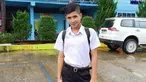 Pemilik nama lengkap Jirayut Afisan Jehderamae melejit usai ikuti ajang pencarian bakat D'Academy Asia 4. Semakin terkenalnya Jirayut, membuat publik penasaran melihat foto lawasnya. Foto saat ia memakai seragam SMA ketika remaja pun curi perhatian. (Liputan6.com/jirayutdaa4official)