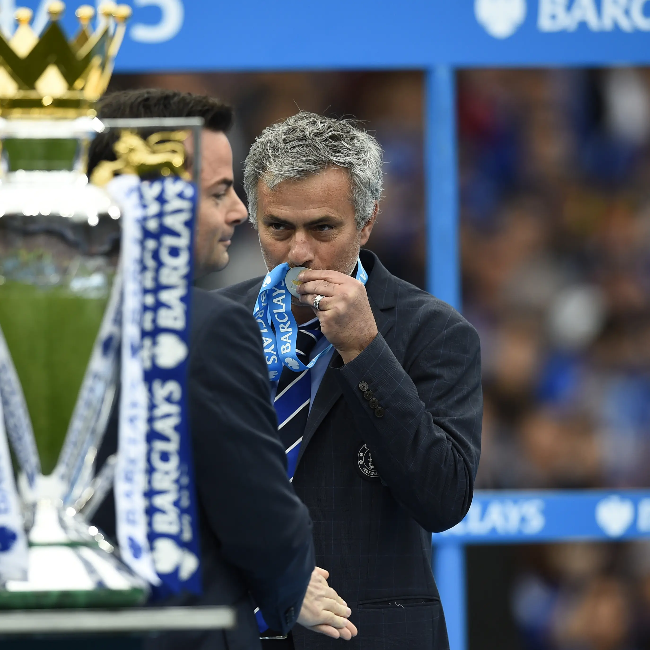 Jose Mourinho saat membawa Chelsea juara Liga Inggris 2014/15.