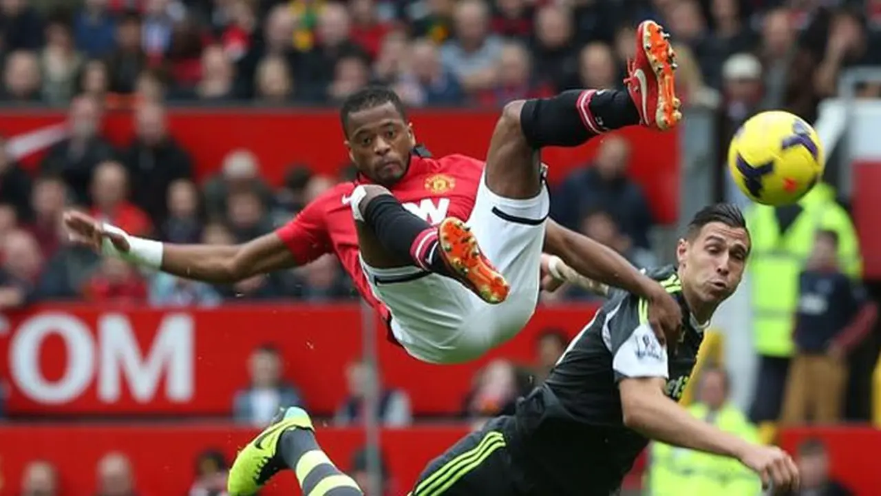 patrice-evra-131101b.jpg