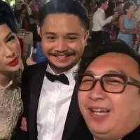 Augie Fantinus foto bersama dengan Derby Romero dan Claudia Adinda  (Instagram/@augiefantinus)