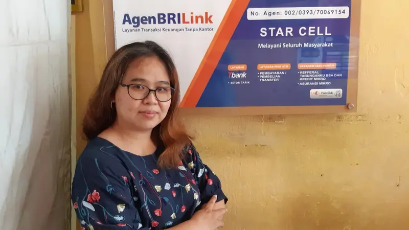 Lili Setiawan (45 tahun), salah satu Agen BRILink.