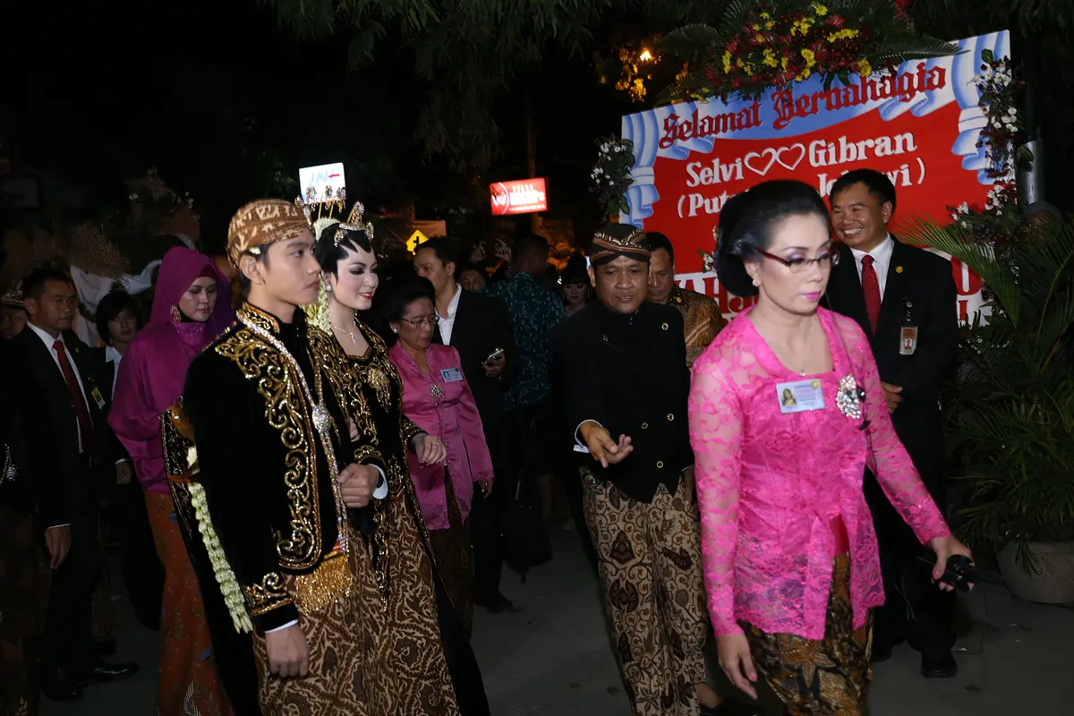 [Bintang] Gibran Rakabuming Raka dan Selvi Ananda