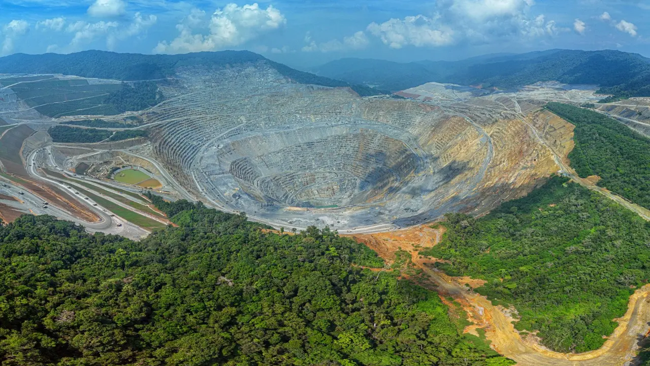 PT Amman Mineral Internasional Tbk (AMMN) mengumumkan kinerja keuangan dan operasional pada 2024. (Foto: Amman Mineral Internasional)
