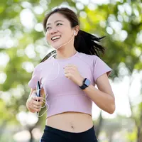 ilustrasi perempuan lari pagi/PBXStudio/Shutterstock