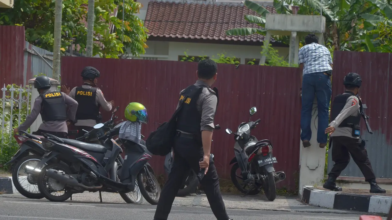 Serangan di Mapolda Riau