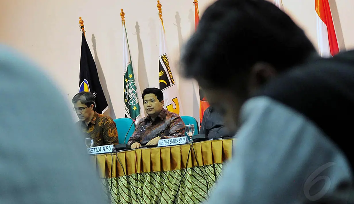 Sebagai tindak lanjut atas Perpu tersebut, KPU mulai menyusun beberapa Peraturan KPU (PKPU) terkait dengan teknis penyelenggaraan pemilihan gubernur, bupati dan wali kota secara langsung dengan serentak, Jakarta, (21/10/14). (Liputan6.com/Johan Tallo)