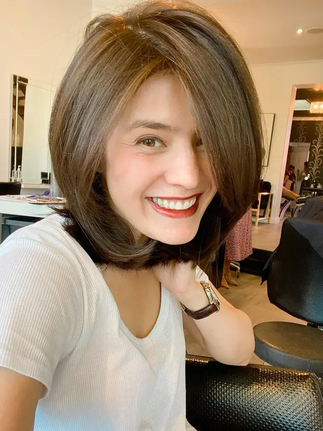 6 Potret Terbaru Carissa Puteri dengan Rambut Pendek, Makin Awet Muda