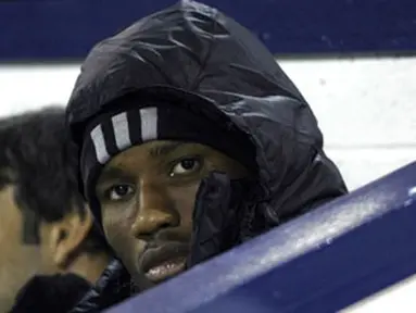 Chelsea&#039;s Didier Drogba as substitute against West Bromwich Albion during the Premier League match at Hawthorns on November 15 , 2008. Drogba faces a three-match ban for throwing a coin at Burnley supporters. AFP PHOTO/IAN KINGTON