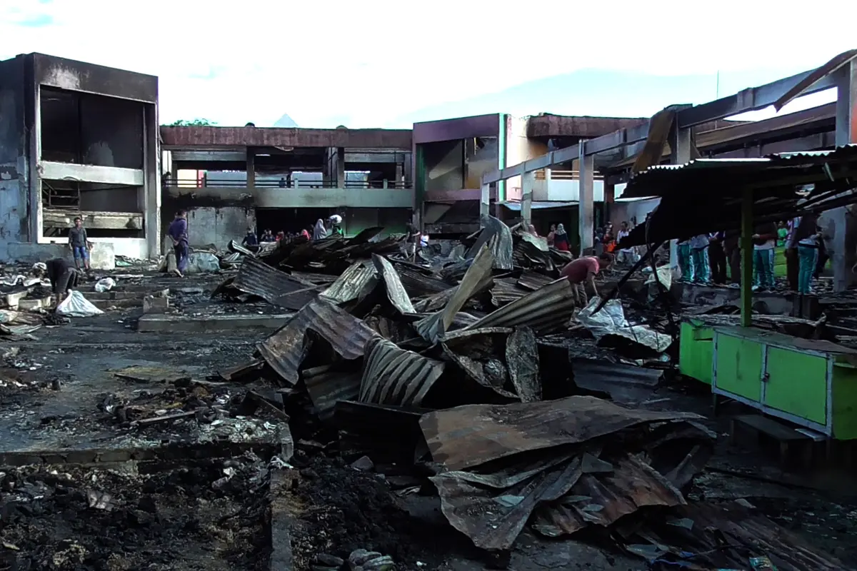 Kebakaran Shopping Center Limboto