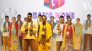 Para finalis mengenakan pakaian adat Betawi tampil dalam ajang pemilihan Abang None Jakarta 2017 di kawasan Letjen S. Parman, Jakarta, Jumat (15/07). (Liputan6.com/Herman Zakharia)