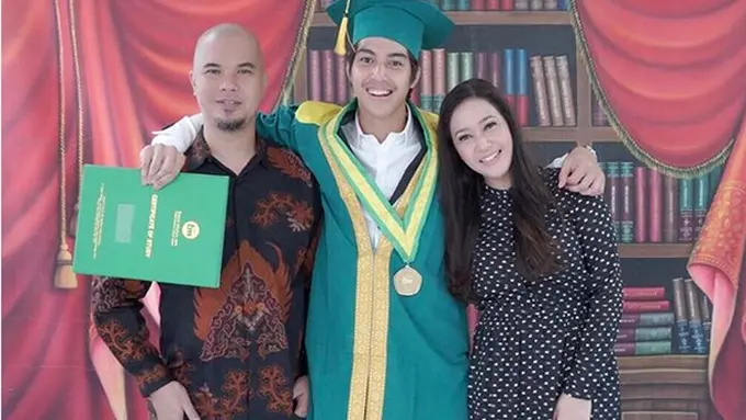 [Bintang] Ahmad Dhani, El Rumi, Maia Estianty