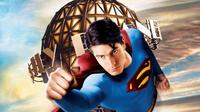 Neal Adams beberkan hal-hal janggal dalam dua film Superman terakhir, yaitu Man of Steel dan Superman Returns.