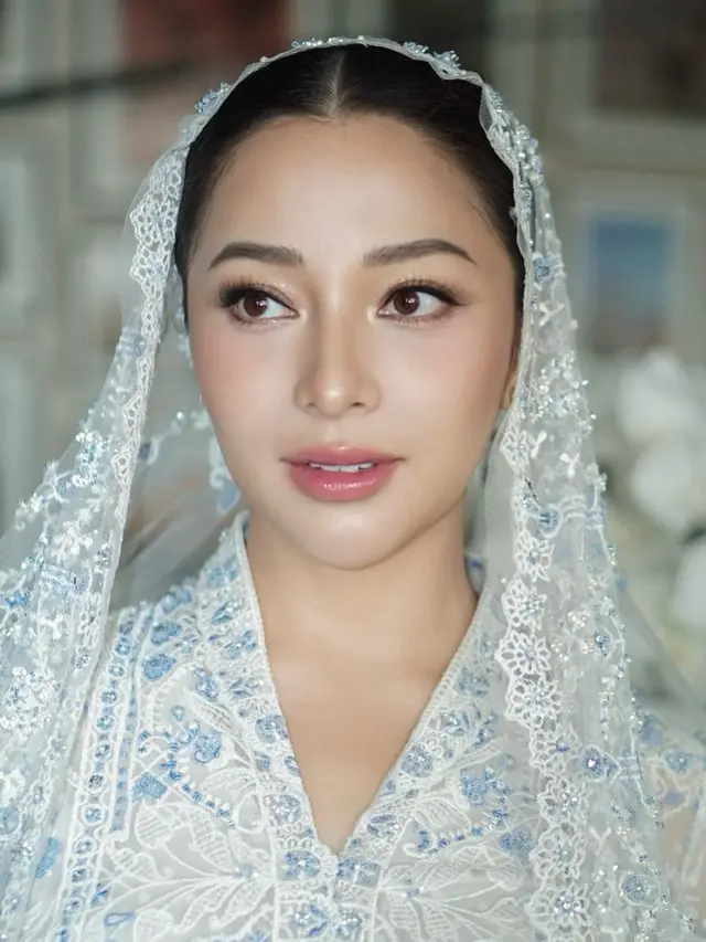 6 Potret Beda Gaya Kebaya Nikita Willy saat Gelar Pengajian 4 Bulanan Kehamilan Anak Pertama dan Kedua, Bumil Selalu Anggun