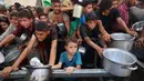 Situasi ini diperburuk oleh serangan militer Israel di Gaza yang telah menewaskan lebih dari 64.600 orang sejak Oktober 2023. (Eyad BABA/AFP)