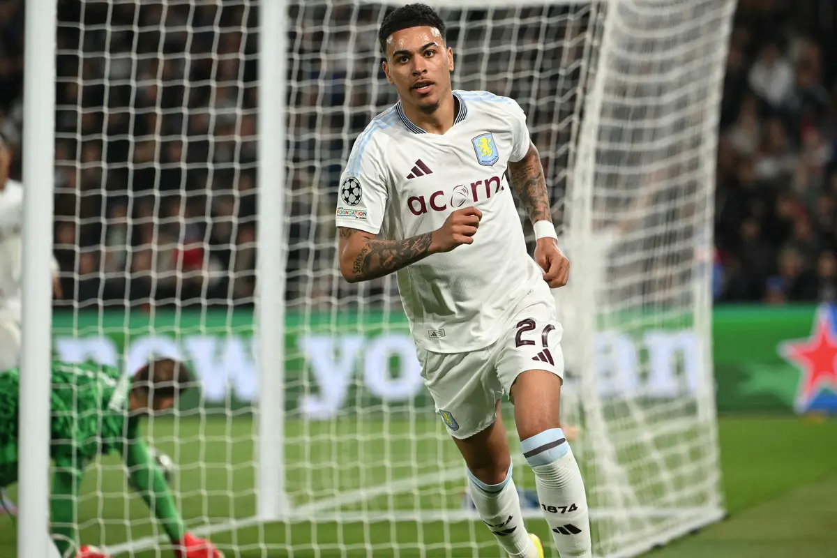 Sempat Tertinggal, PSG Bungkam Aston Villa