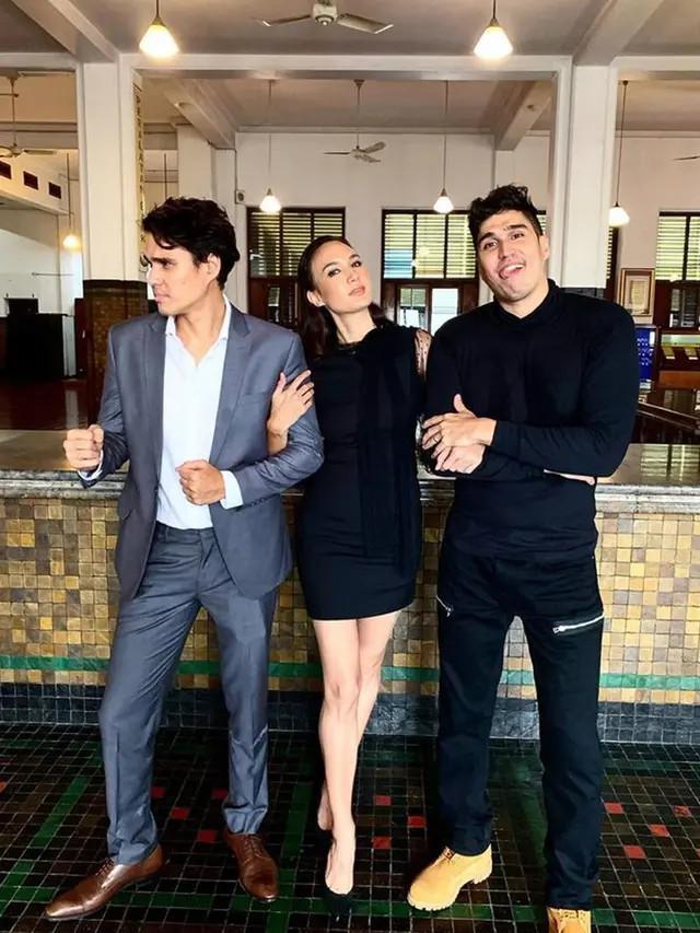 7 Potret Seleb Indonesia Tiga Bersaudara, Kompak dan Seru