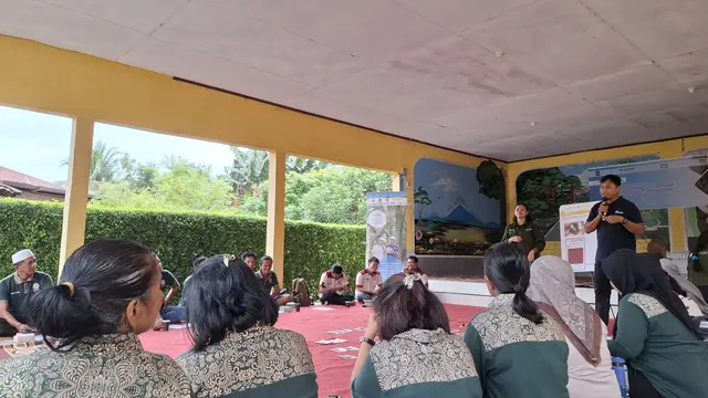 Tempat pelatihan BMP-perkebunan renegeratif, Kampung Jawa Tb Baru (Foto: Liputan6.com/Agustina Melani)