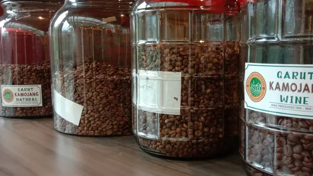 Klaster Usaha Kopi Akar Wangi