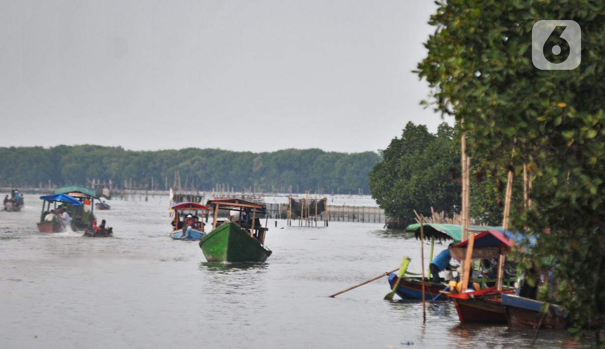 Foto Pesona Wisata Mangrove Di Tarumajaya Bekasi