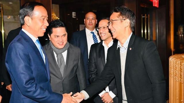 Jokowi bersama Menteri Koordinator Bidang Kemaritiman dan Investasi Ad Interim Erick Thohir, Mendikbudristek Nadiem Makarim hingga Menteri EDSM Arifin Tasrif di Amerika Serikat. (