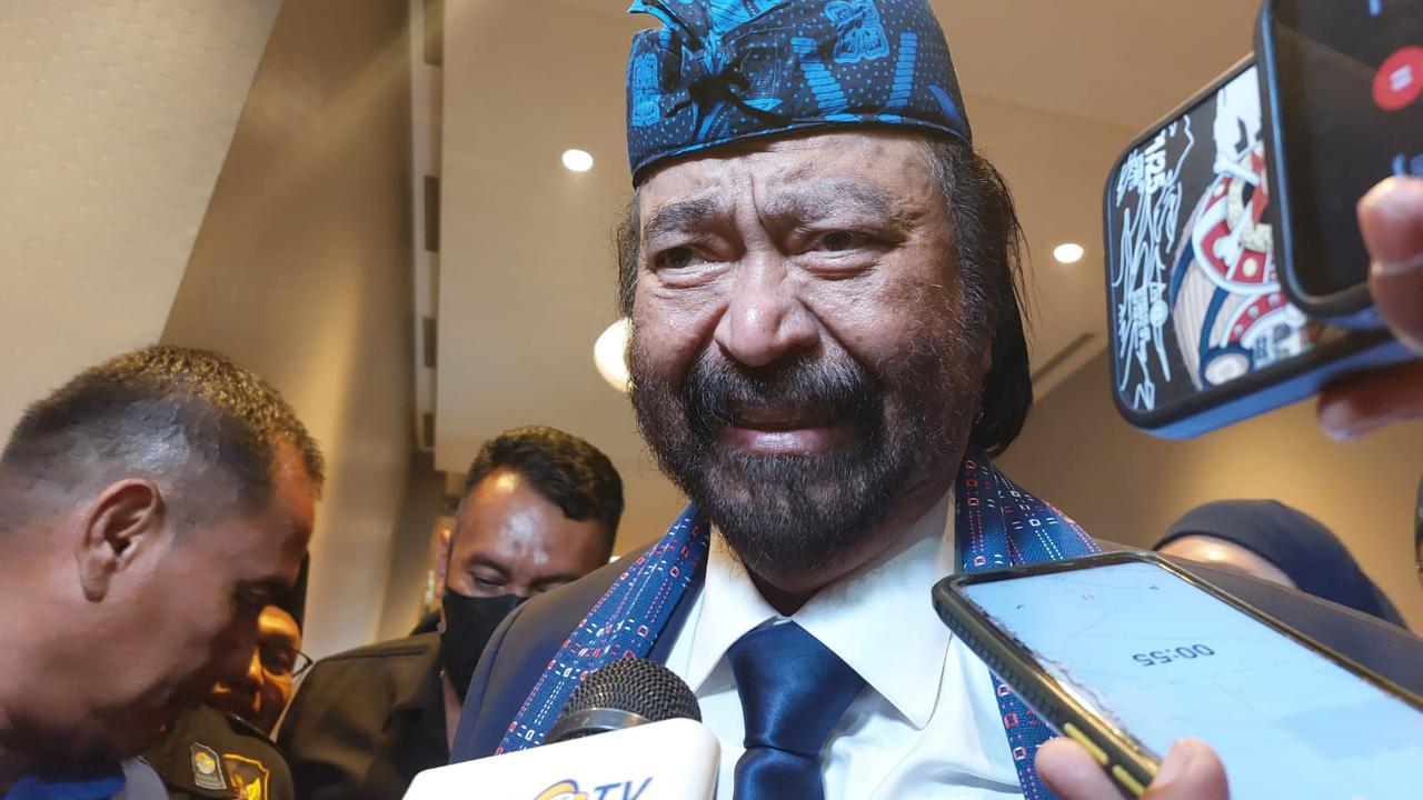 Ketua Umum Partai Nasional Demokrasi (NasDem) Surya Paloh di Pelantikan Pengurus DPW NasDem Provinsi Banten, di Novotel Kota Tangerang, Selasa (17/10/2023) (Liputan6.com/Pramita Tristiawati)