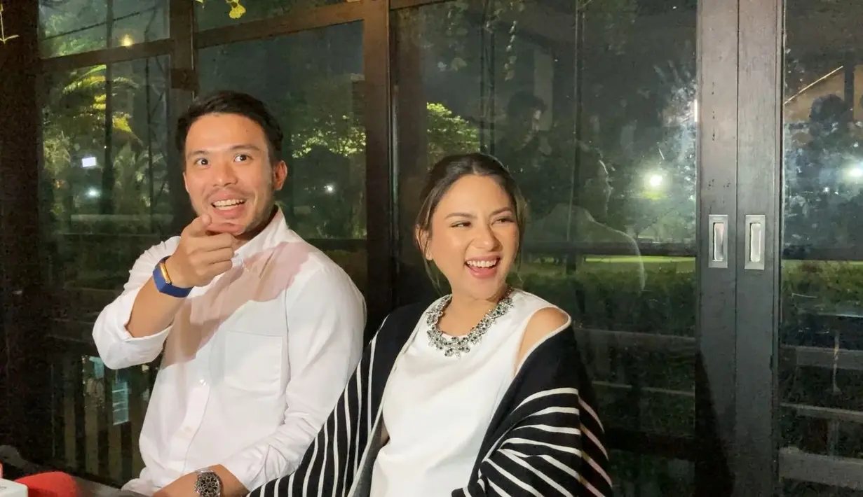 Sama seperti kebanyakan perempuan hamil pertama, Jessica juga merasakan mual-mual, muntah hingga membuatnya lemas. [Foto: KapanLagi.com/Muhammad Akrom Sukarya]