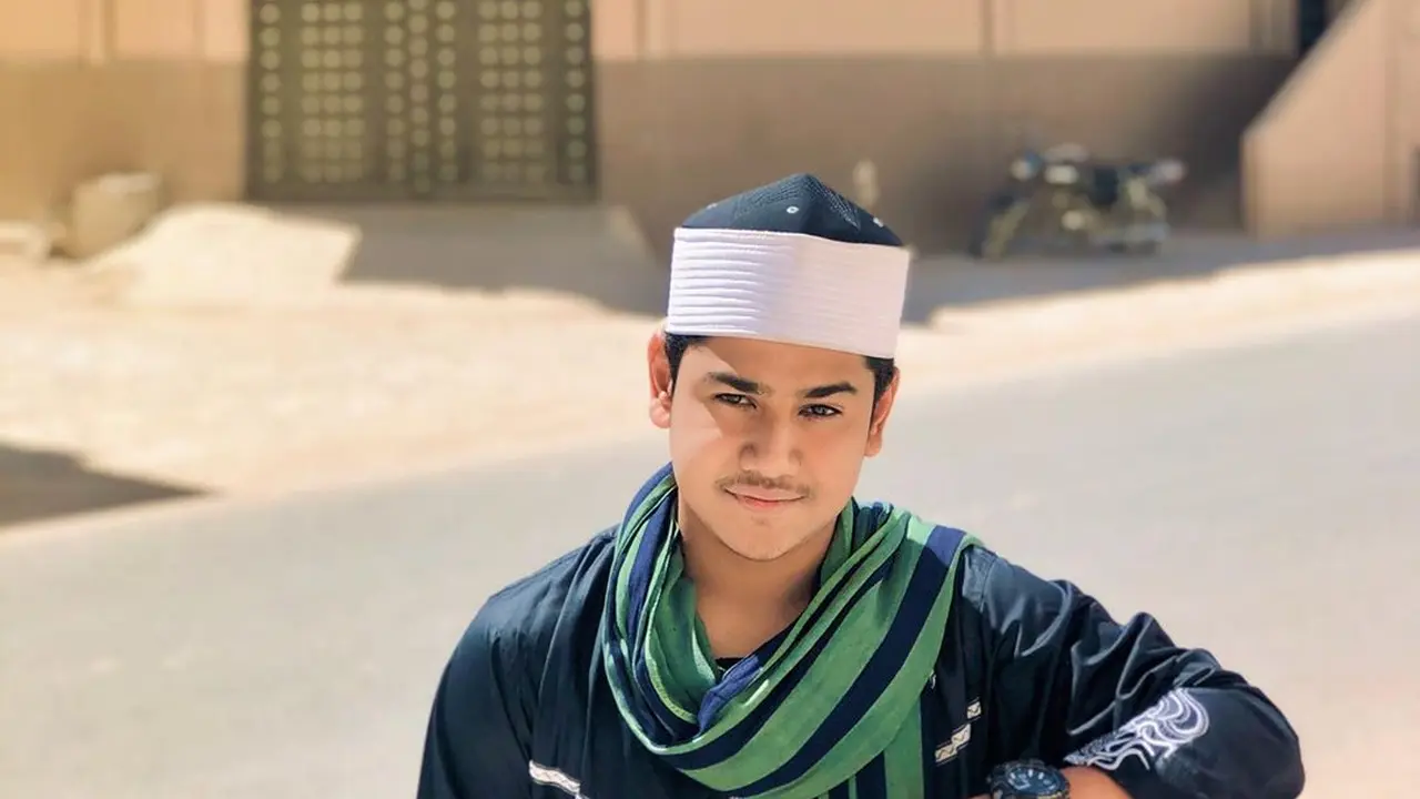 7 Pesona Syakir Daulay, Jadi Ustaz Muda di Para Pencari Tuhan Jilid 13