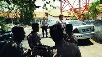 KPK memeriksa 6 pejabat Pemkot Tegal dengan pengawalan ketat polisi. (Liputan6.com/Fajar Eko Nugroho)