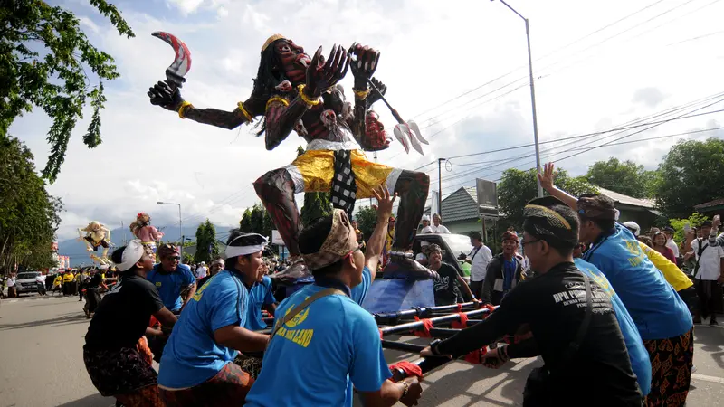 Ritual Ogoh-Ogoh di Palu