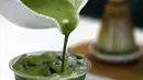 Gelombang panas di Kyoto juga berdampak pada produktivitas para petani tencha—daun teh yang dikeringkan dan digiling menjadi matcha. (Justin Sullivan/Getty Images North America/Getty Images via AFP)