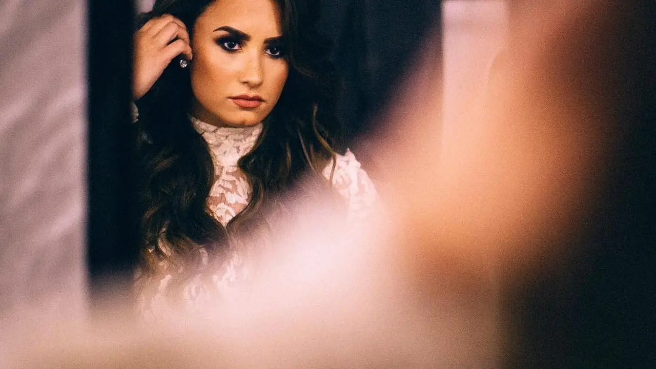 [Bintang] Demi Lovato