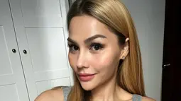 Banyak yang menilai kalau penampilan terbaru DJ Katty Butterfly ini sudah seperti bule. (FOTO: instagram.com/dj_kattybutterfly36/)
