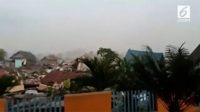 VIDEO: Tanah Retak dan Rumah Hancur Setelah Gempa Donggala
