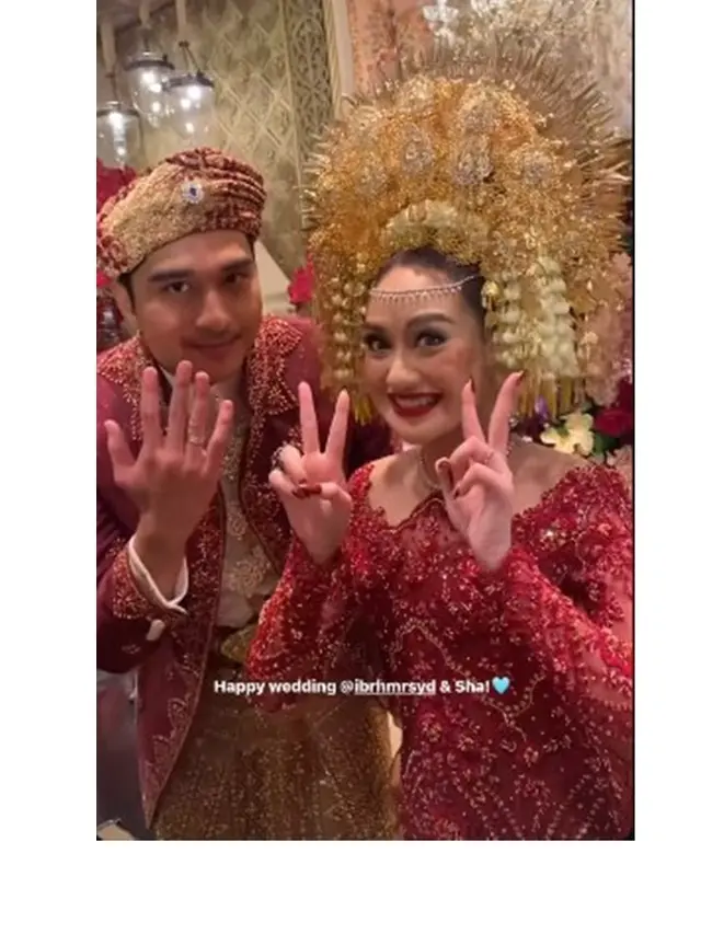 8 Potret Detail Penampilan Salshabilla Adriani saat Akad dan Resepsi Pernikahan