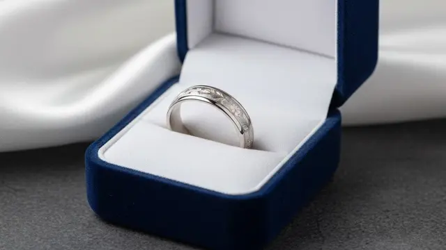 Cincin Nikah Bulat yang Elegan