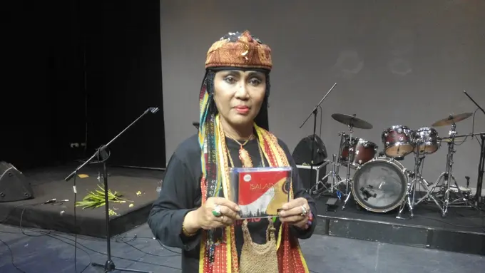 [Bintang] Ully Hary Rusady