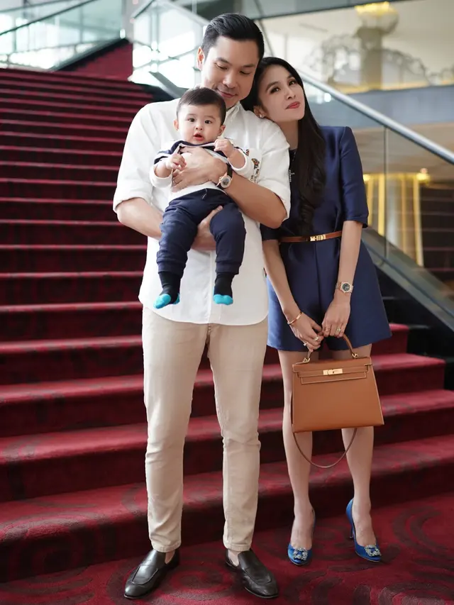 [Fimela] Sandra Dewi