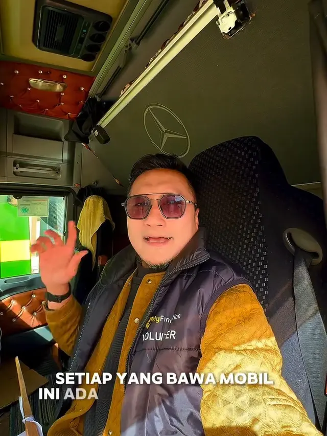 Isi Barang pada Truk yang Dipakai Arie Untung ke Gaza. (instagram/ariekuntung)