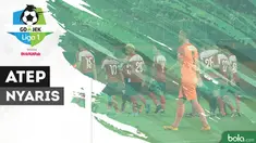 Berita video momen gelandang Atep nyaris mencetak gol sensasional untuk Persib Bandung saat menghadapi Madura United di Pamekasan pada pekan ketujuh Gojek Liga 1 2018 bersama Bukalapak, Jumat (4/5/2018).