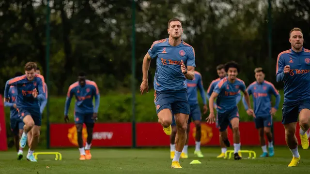 Foto: Senyum Sumringah Pemain MU di Sesi Latihan Jelang Laga Perdana Liga Inggris 2022 / 2023, Ada Cristiano Ronaldo
