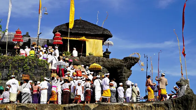 Cocok Jadi Tujuan Spiritual Healing sambil Liburan, Ada Apa Aja Sih di Bali?